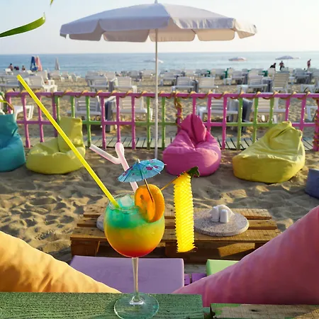 Aslan & Otel 4*