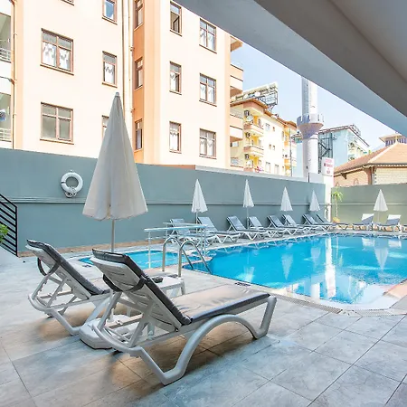 Aslan & Otel